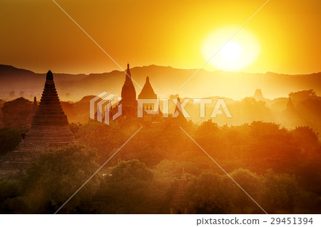 Bagan temple during golden hour Bagan temple during golden hour 29451394