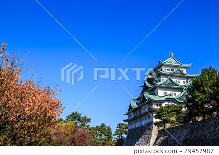 Late Autumn Nagoya Castle in the morning Late Autumn Nagoya Castle in the morning 29452987
