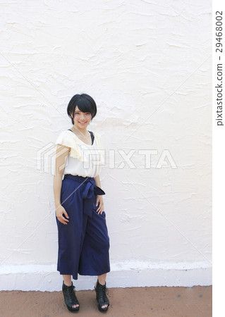 Female portrait 29468002