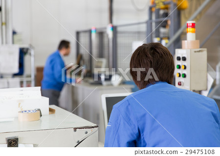 Logistics warehouse staff 29475108