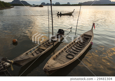Boat in the sea sunset.Glod backgrounds textures Boat in the sea sunset.Glod backgrounds textures 29481304