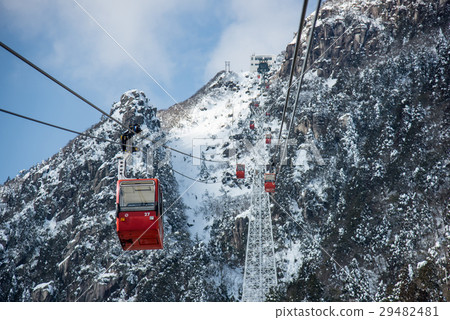 通往三重Gomodake山頂的索道 29482481