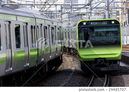 JR東山手線E235系列 29485707