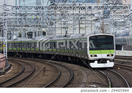 JR East Yamanote Line E231 series JR East Yamanote Line E231 series 29485984