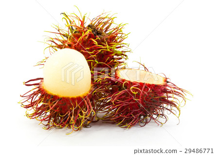 Peeled and whole rambutans Peeled and whole rambutans 29486771