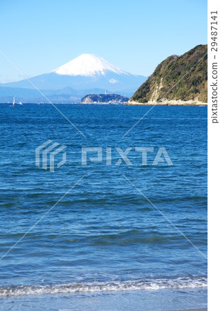 View of Mt. Fuji and Enoshima in winter from Zushi Beach 29487141