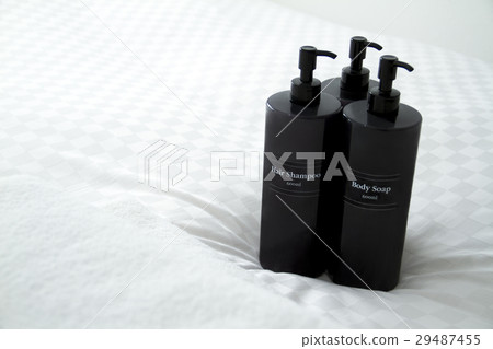 在乾淨的酒店裡洗澡 29487455