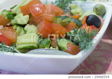 salad with vegetables and greens 29488354