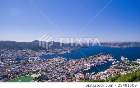 Panoramic view over cityscape of bryggen 29491509