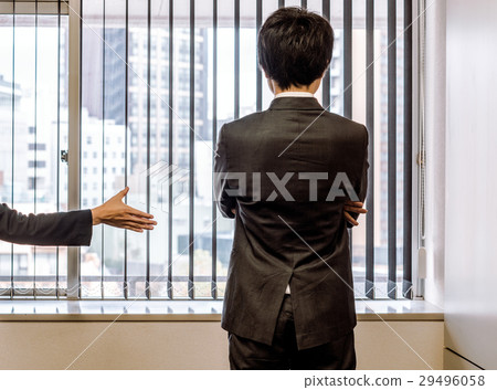 A businessman who ignores the explanation 29496058