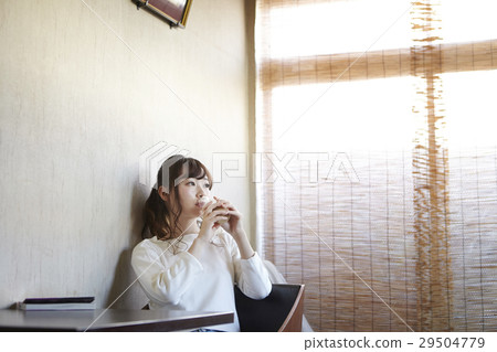 休息室房間放鬆婦女Sento 休息室房間放鬆婦女Sento 29504779