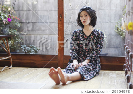 Sento girls' dressing room women 29504978