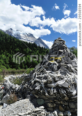 Tibet snow mountain with Mani Dui 29508594