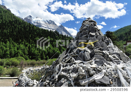 Tibet snow mountain with Mani Dui 29508596