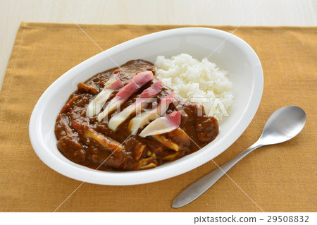 Hokkaido Tomakomai style hot dog curry 29508832