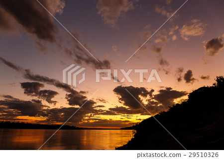 Color of the sky that morning Mekong River  29510326