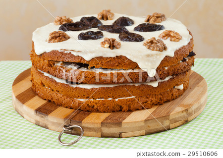 honey cake with plum and walnut 29510606