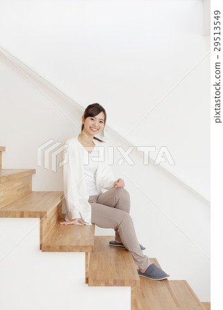 Women · Stairs 29513549