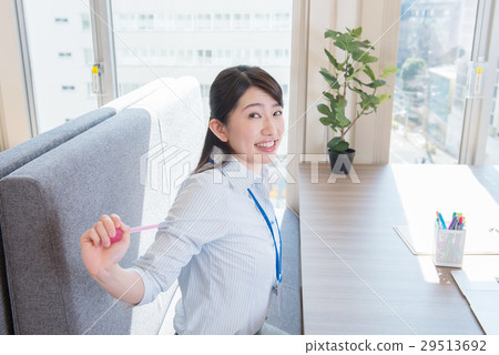 女商人(伸展) 女商人(伸展) 29513692
