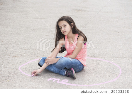 Personal space and preteen girl in a circle Personal space and preteen girl in a circle 29533338