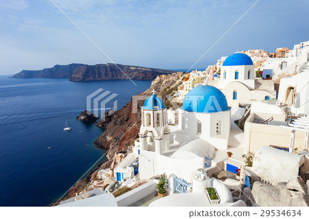 Oia town in Santorini Oia town in Santorini 29534634