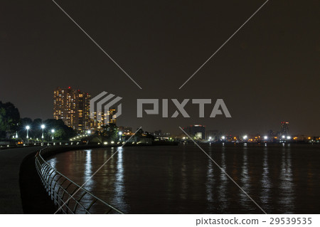 Night at Yokohama Port 29539535