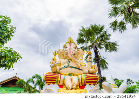 Ganesha, Hindu God with plam trees 29541954