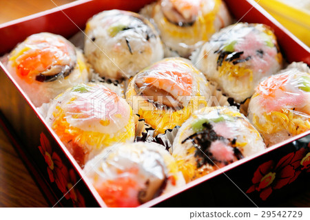 Beautiful rice ball 29542729