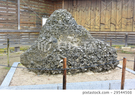 Izumo Taisha的“Saba stone” 29544508