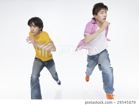 年輕人瀟灑 29545879