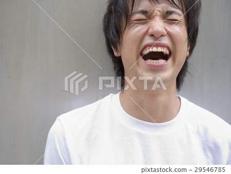 一個男人笑了 一個男人笑了 29546785