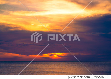 beautiful sunset and beautiful cloud over sea. beautiful sunset and beautiful cloud over sea. 29550798
