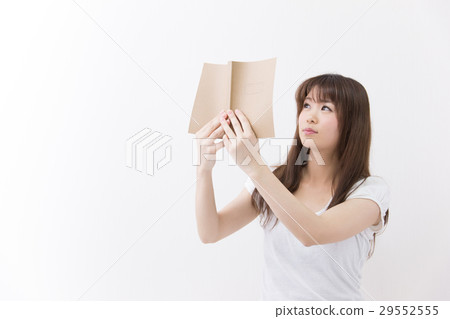 一個女人讀 29552555