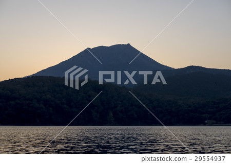 從高千穗宮崎縣的Oike的晚上視圖 29554937