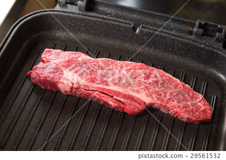 黑毛和牛牛肉肩烤牛排肉 黑毛和牛牛肉肩烤牛排肉 29561532