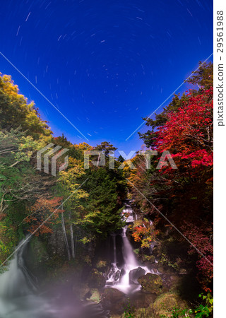 皇冠瀑布② 29561988