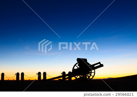 Cannon silhouette at twilight 29566821