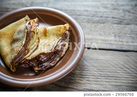 Crepes with chocolate cream Crepes with chocolate cream 29568708