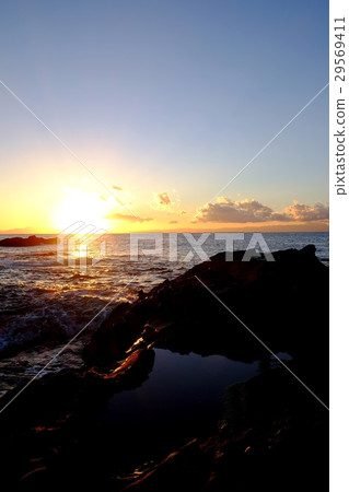 沿海日落·城堡島 29569411