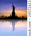 New York City skyline Vector 29572423