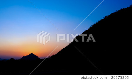 Little Mountain in The Morning Little Mountain in The Morning 29575205