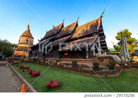 Wat Lok Moli is a Buddhist temple 29578286