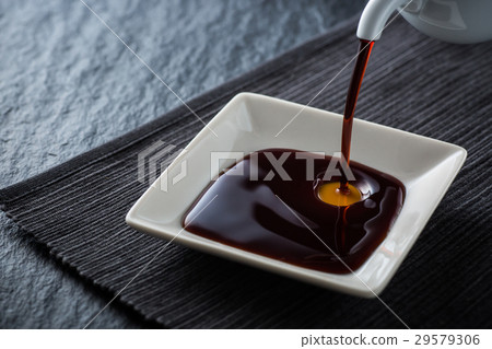 醬油 豆醬 傾倒的 29579306
