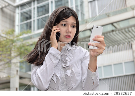 Working woman 29582637