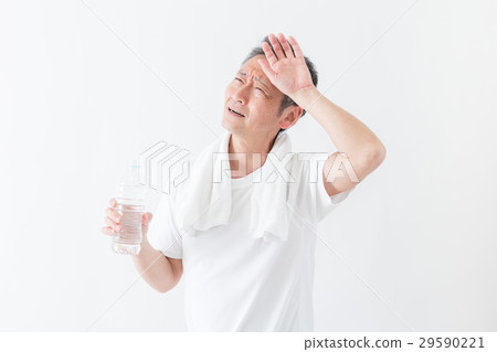 中年男性 29590221