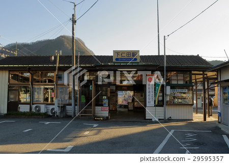 Shimonita Station 29595357