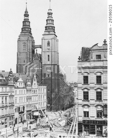 Facades of old historic tenements on Rynek Market 29596015