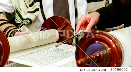 Jewish man dressed in ritual clothing Jewish man dressed in ritual clothing 29596092