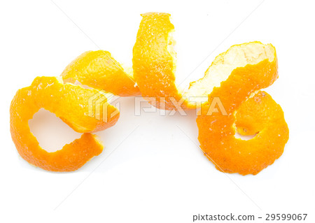 Orange twist of citrus peel Orange twist of citrus peel 29599067
