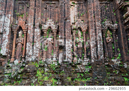 Relief of Masonic ruins 29602935